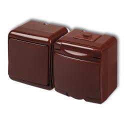 Karlik Junior brązowy - łącznik jednobiegunowy z gniazdem IP54 - 4WGHH-1