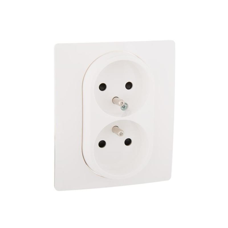 Legrand Niloe biały - gniazdo podwójne (+0) z przesłonami