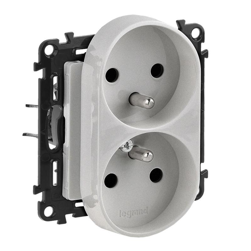 Legrand Valena Life aluminium - gniazdo podwójne +0 z przesłoną
